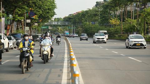 Ngày đầu tổ chức giao thông mới trên đường Võ Chí Công