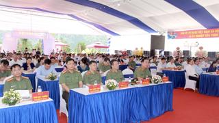 Thứ trưởng Trần Quốc Tỏ dự Ngày hội toàn dân bảo vệ an ninh Tổ quốc tại Thái Nguyên