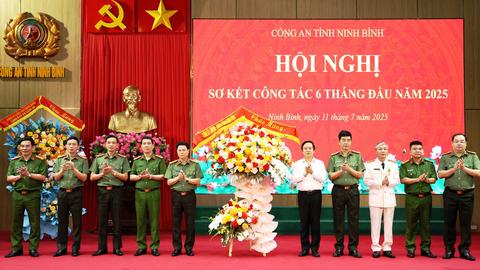 Công an tỉnh Ninh Bình sơ kết công tác 6 tháng đầu năm 2025