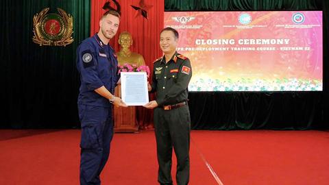 Huấn luyện thực chiến cho Cảnh sát gìn giữ hòa bình