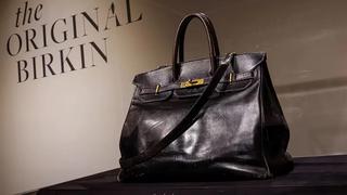  Chiếc túi Birkin được bán với mức giá kỷ lục