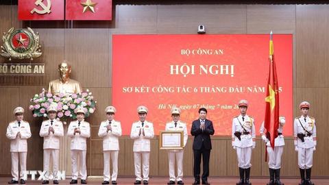 Hoạt động nổi bật của lãnh đạo Bộ Công an tuần qua