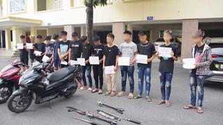 Tạm giữ hình sự 11 thanh thiếu niên gây rối trật tự công cộng