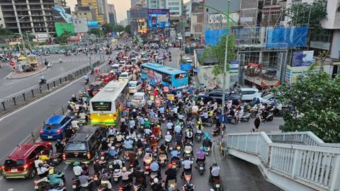Xung quanh việc chuyển đổi loại hình phương tiện trong khu vực vành đai 1