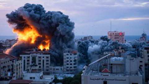 Israel tiếp tục tấn công Dải Gaza