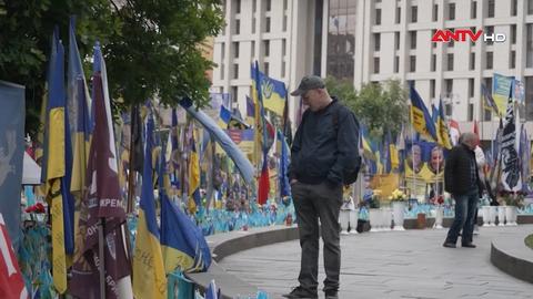 Ukraine gia hạn tình trạng thiết quân luật và lệnh tổng động viên