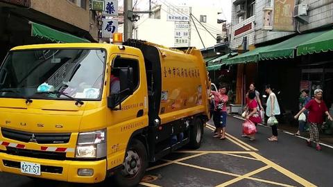 Xe gom rác phát nhạc cổ điển tại Đài Loan, Trung Quốc