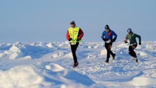 Cuộc thi chạy marathon tại Bắc Cực