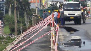 Dông lốc mạnh cuốn đổ một đoạn lan can cầu Thái Bình