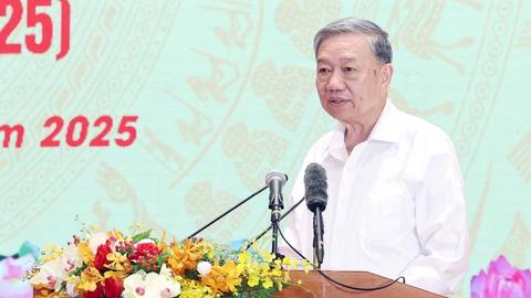 Đoàn kết bảo vệ vững chắc Tổ quốc
