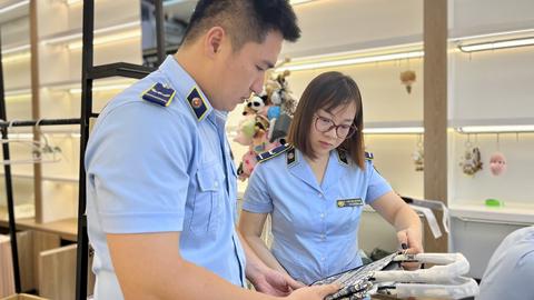 Chiêu trò núp bóng tour du lịch để bán hàng giả 
