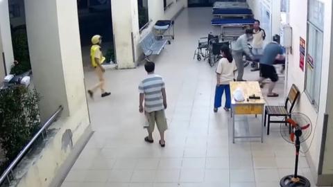 Trên đường tuần tra, CSGT Đồng Nai đưa bé gái đi cấp cứu kịp thời