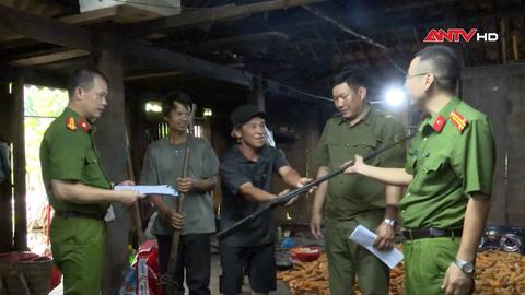 Công an xã Thuận Hòa vận động nhân dân giao nộp 40 khẩu súng