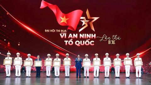 Thủ tướng Phạm Minh Chính dự Đại hội Thi đua 'Vì an ninh Tổ quốc' lần thứ IX