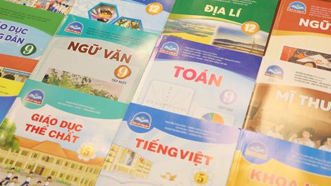 Năm học 2025 - 2026, giữ nguyên 3 bộ sách giáo khoa đã được Bộ GD-ĐT phê duyệt