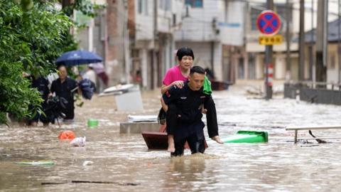 Hơn 75.000 người sơ tán do lũ lụt nghiêm trọng ở Quảng Đông, Trung Quốc