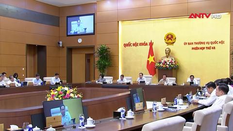 Khai mạc phiên họp thứ 48 của Ủy ban Thường vụ Quốc hội