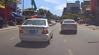 Cảnh sát giao thông Hà Tĩnh mở đường đưa người đi cấp cứu
