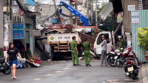 Điều tra vụ nổ tại công ty sản xuất kính ở phường Tân Sơn Nhì