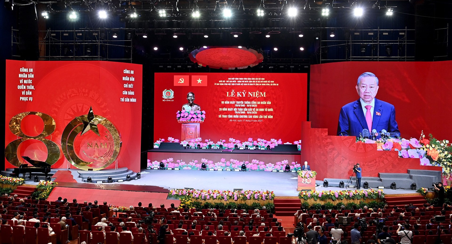 Tổng Bí thư Tô Lâm phát biểu tại Lễ kỷ niệm 80 năm Ngày truyền thống Công an nhân dân Việt Nam, 20 năm Ngày hội toàn dân Bảo vệ An ninh Tổ quốc 