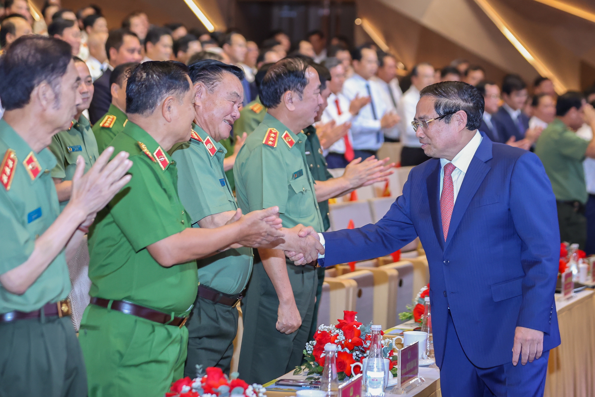 Thủ tướng và các đồng chí lãnh đạo Bộ Công an dự Đại hội Thi đua “Vì an ninh Tổ quốc” lần thứ 9 vào ngày 6/8 vừa qua - Ảnh: VGP