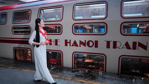 Hà Nội ra mắt "Đoàn tàu 5 cửa ô"