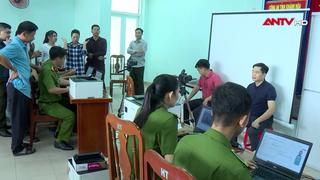  Công an Khánh Hòa nỗ lực hoàn thành cấp đổi thẻ đảng viên điện tử