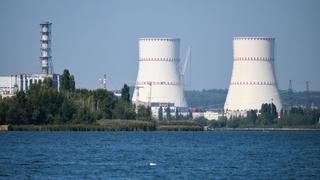  IAEA lên tiếng về mức độ phóng xạ sau khi nhà máy điện hạt nhân Nga bị Ukraine tấn công