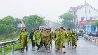 Nỗ lực hạn chế thấp nhất thiệt hại do bão số 5