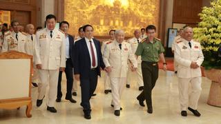 Thủ tướng gặp mặt Ban liên lạc Công an chi viện chiến trường miền Nam