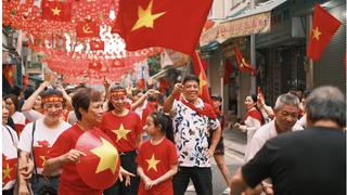 Tặng quà cho toàn dân ăn Tết Độc lập