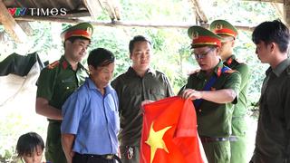 Mỗi lá cờ - một niềm tin nơi biên cương Tổ quốc