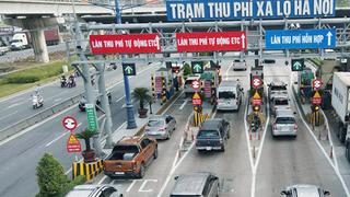 Từ ngày 1-10, lái xe cần có tài khoản giao thông để qua trạm thu phí