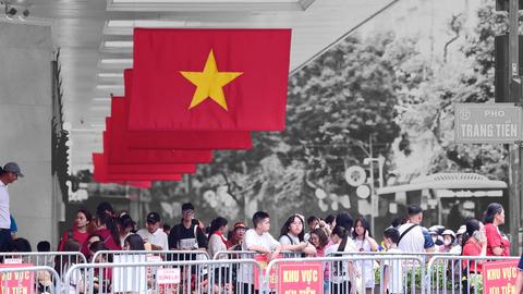 Khi ứng xử văn minh cũng là thể hiện tinh thần yêu nước
