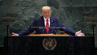 Tổng thống Donald Trump kêu gọi fan bóng đá đến Mỹ xem World Cup