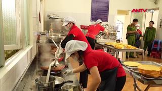 Đình chỉ công tác hiệu trưởng sau thông tin về thực phẩm 'bẩn' vào bữa ăn bán trú