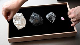 Định giá khối kim cương lớn thứ hai thế giới