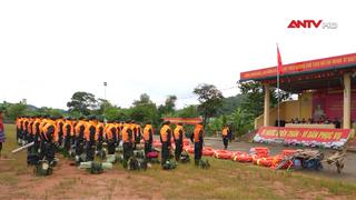 Cảnh sát cơ động ra quân hỗ trợ nhân dân khắc phục hậu quả bão, mưa lũ