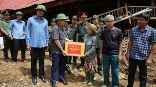 Phó Thủ tướng kiểm tra công tác chuẩn bị ứng phó bão số 11 tại tỉnh Lào Cai