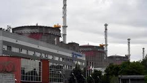 IAEA cảnh báo nguy cơ từ vụ pháo kích gần nhà máy điện hạt nhân Zaporizhzhia