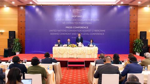 Họp báo thông tin Lễ mở ký Công ước của Liên hợp quốc về chống tội phạm mạng