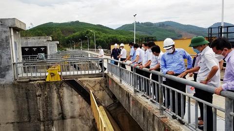 Đảm bảo an toàn hồ đập trong diễn biến mưa lũ phức tạp