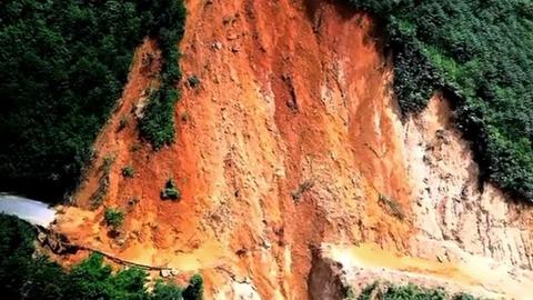 Tỉnh lộ 433 sạt lở, nhiều xã vùng cao Phú Thọ bị cô lập
