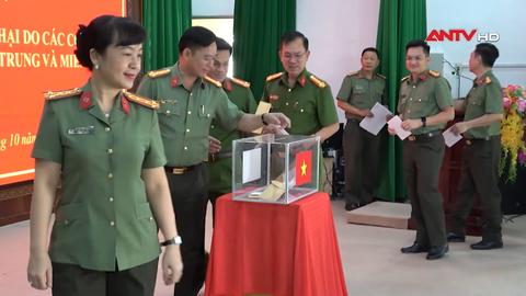 Bộ Công an ủng hộ 28 tỷ đồng hỗ trợ nhân dân 8 địa phương bị thiệt hại bão lũ