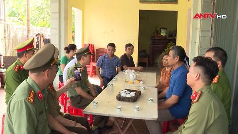 Trao tặng quà cho nhân dân vùng bão lũ tỉnh Bắc Ninh