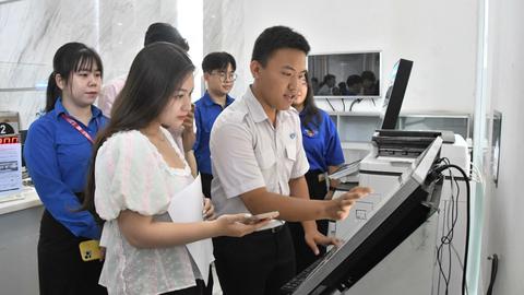Sinh viên TP.HCM góp sức xây dựng chính quyền địa phương 2 cấp