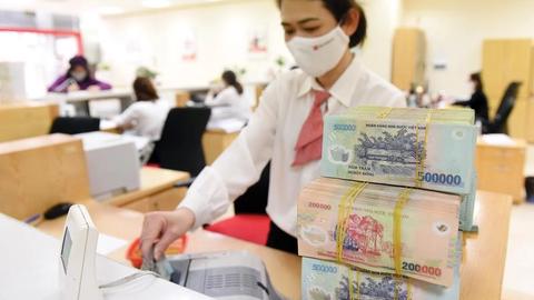 Ngân hàng hạ lãi suất giúp doanh nghiệp hồi phục sau bão