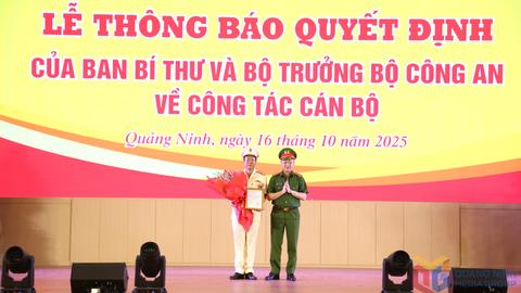 Thông báo quyết định của Ban Bí thư và Bộ trưởng Bộ Công an về công tác cán bộ