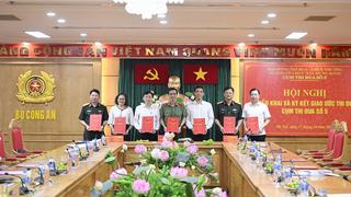 Cụm Thi đua số 5, ngành Tổ chức Xây dựng Đảng ký kết giao ước thi đua