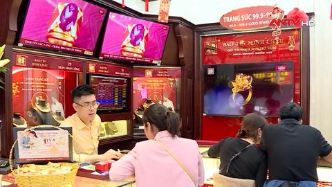 Sáng 18-10, giá vàng miếng SJC, vàng nhẫn giảm rất mạnh